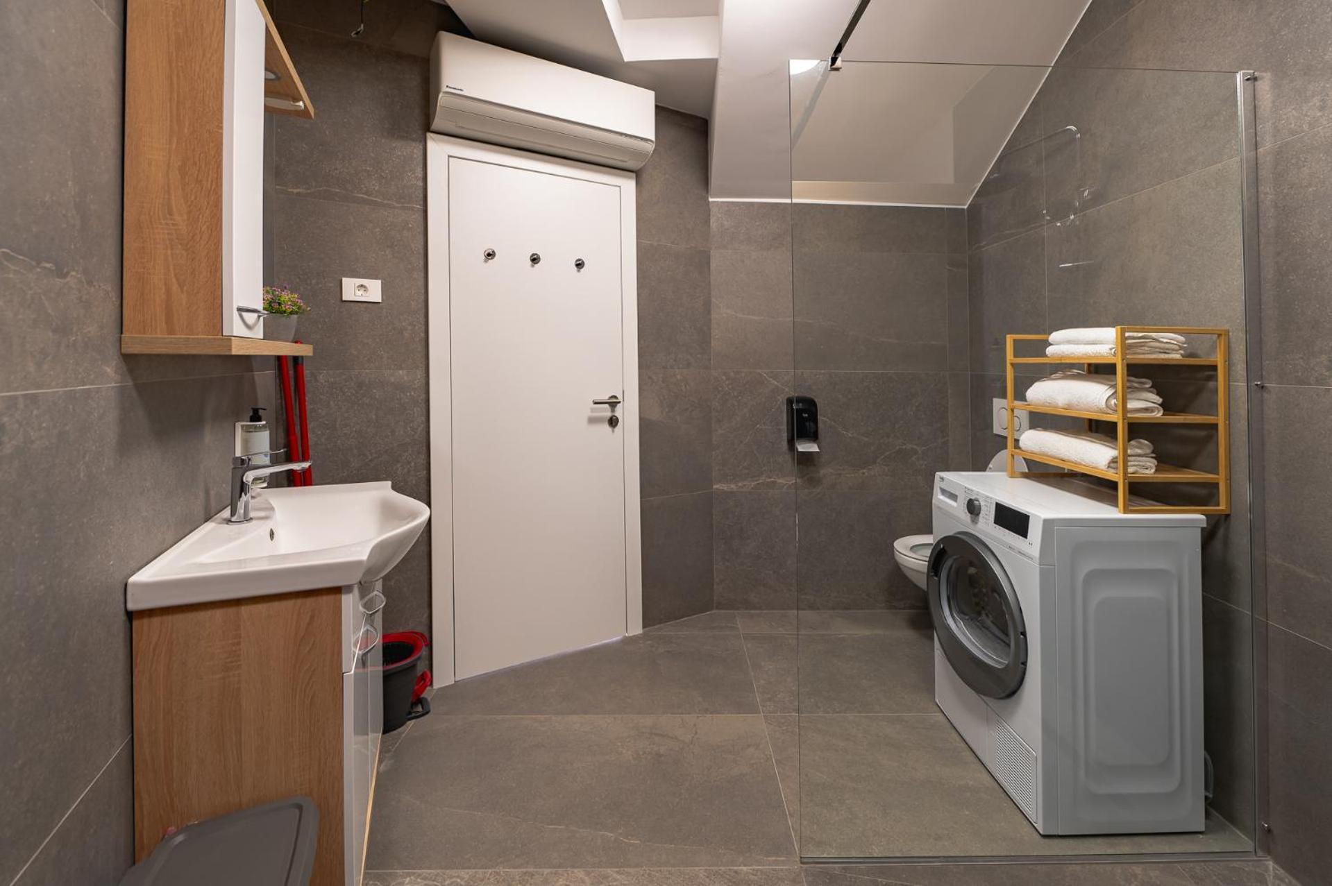 Apartments Luxury Ad Jesenice Zewnętrze zdjęcie