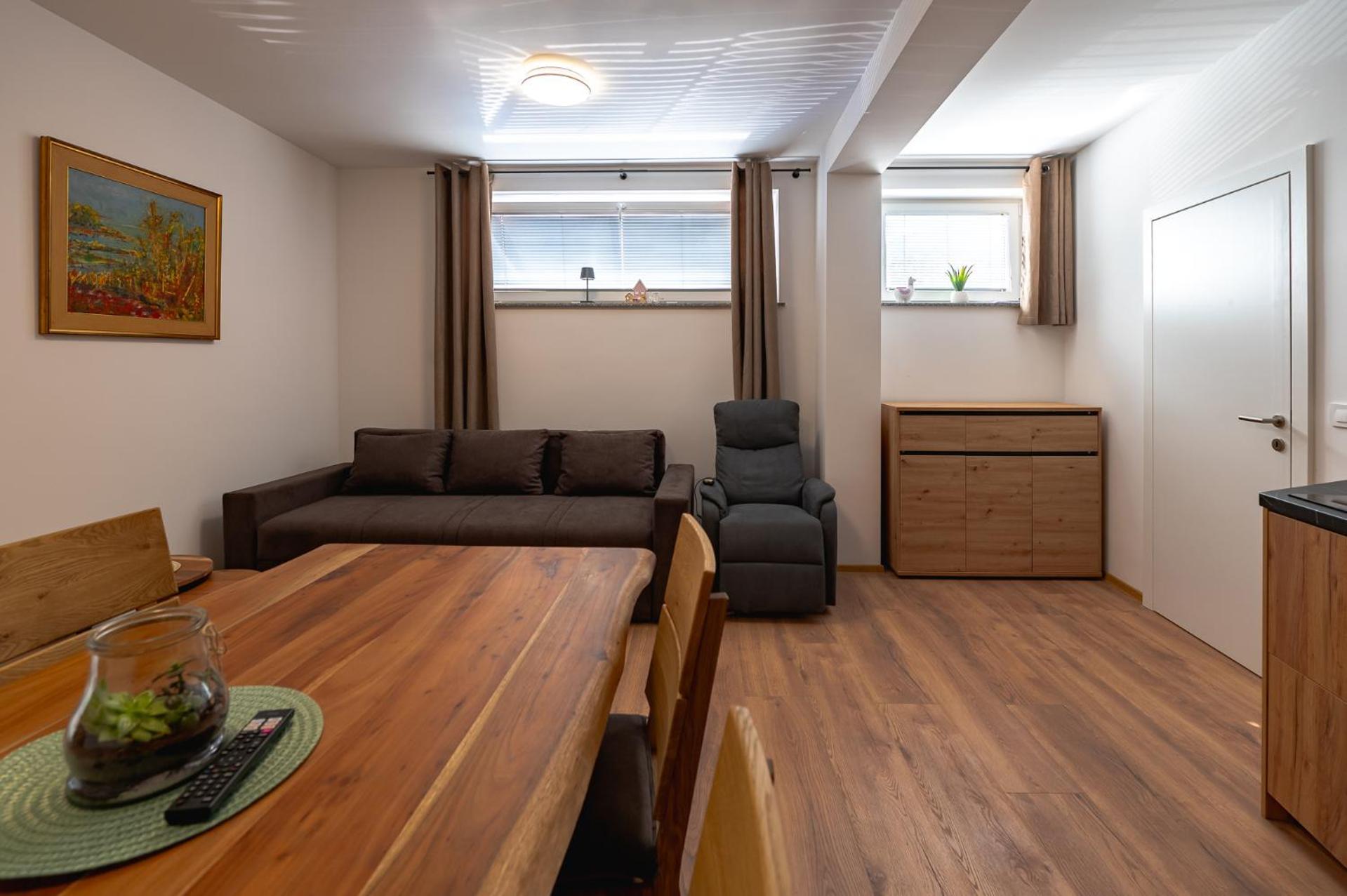 Apartments Luxury Ad Jesenice Zewnętrze zdjęcie