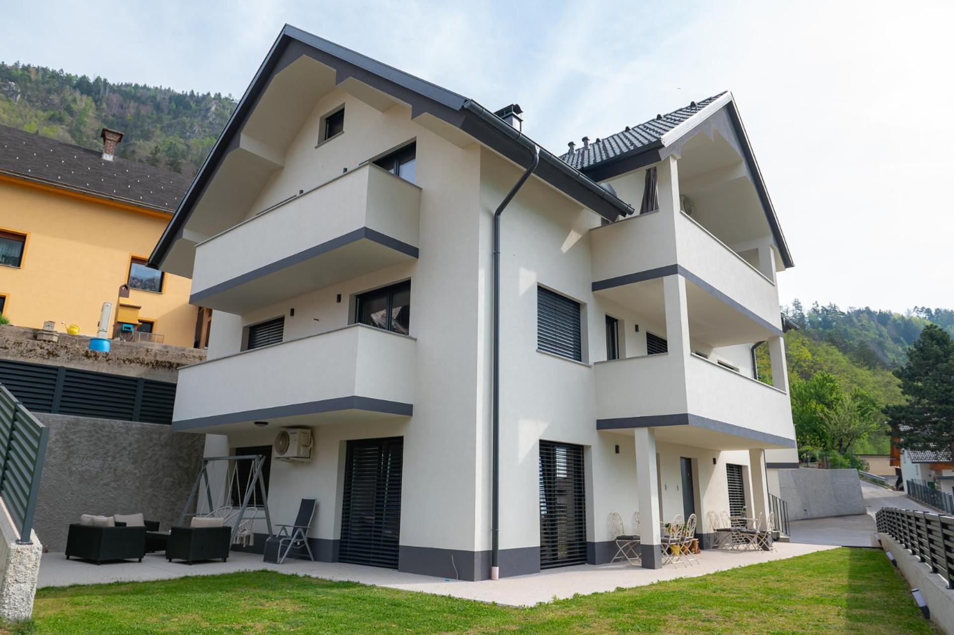 Apartments Luxury Ad Jesenice Zewnętrze zdjęcie